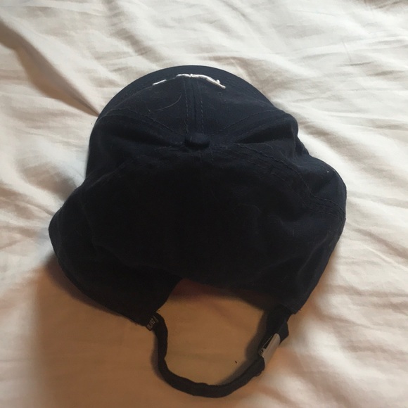 Hat - Picture 3 of 3